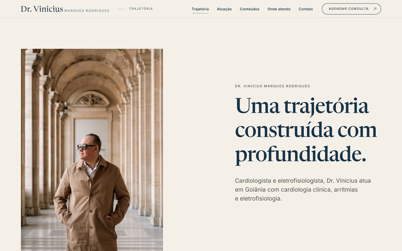 Seção de trajetória do site.